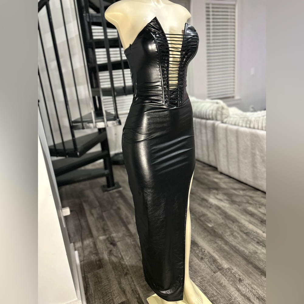 Windsor Black Strapless Dress